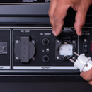 Generador 5.0Kva 21 Amperes de estructura militar de partida manual con AVR Modelo TG5000 Tomahawk Power