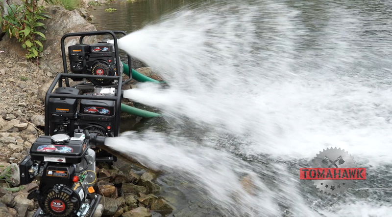 Motobombas Tomahawk TW2 operando en conjunto para extracción de grandes volúmenes de agua en río, ideal para trabajos agrícolas e industriales en Chile.